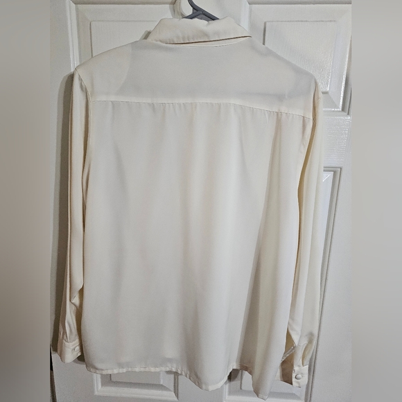 Vintage 80s Alfred Dunner 16 White Blouse Embroidered Collar Hidden Button Front - Picture 3 of 8
